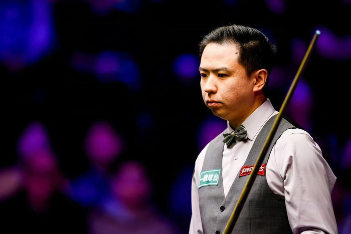 3-2！中国斯诺克好事成双：80后名将轰单杆147分，赵心童逆转对手|肖国栋|奥利弗.莱恩斯|张安达|杰克.琼斯|世锦赛_新浪体育_新浪新闻